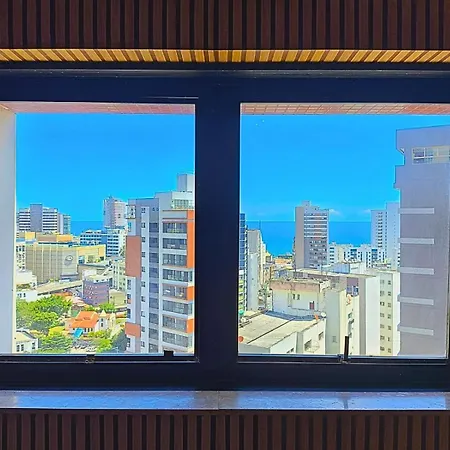 Lindo Apt Vista Mar Completo Com Piscina No Rooftop Do Edf, Proximo Ao Porto Da Barra Salvador Exterior photo