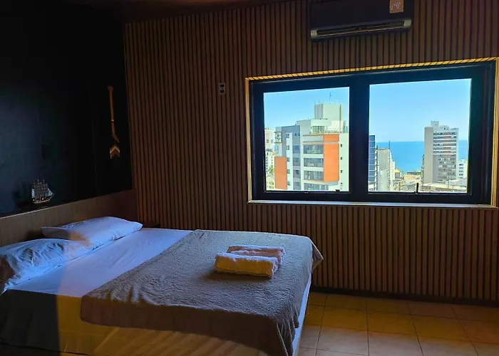 Lindo Apt Vista Mar Completo Com Piscina No Rooftop Do Edf, Proximo Ao Porto Da Barra